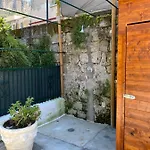 Spring Villa Meta